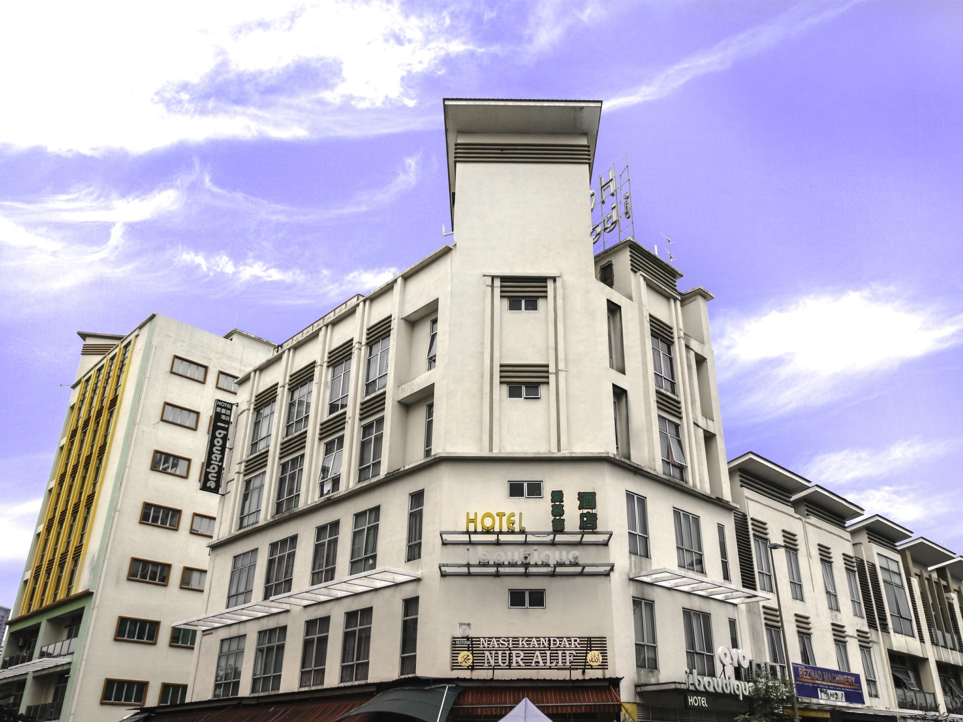 Super Oyo 331 I Boutique Hotel Petaling Jaya Exteriör bild