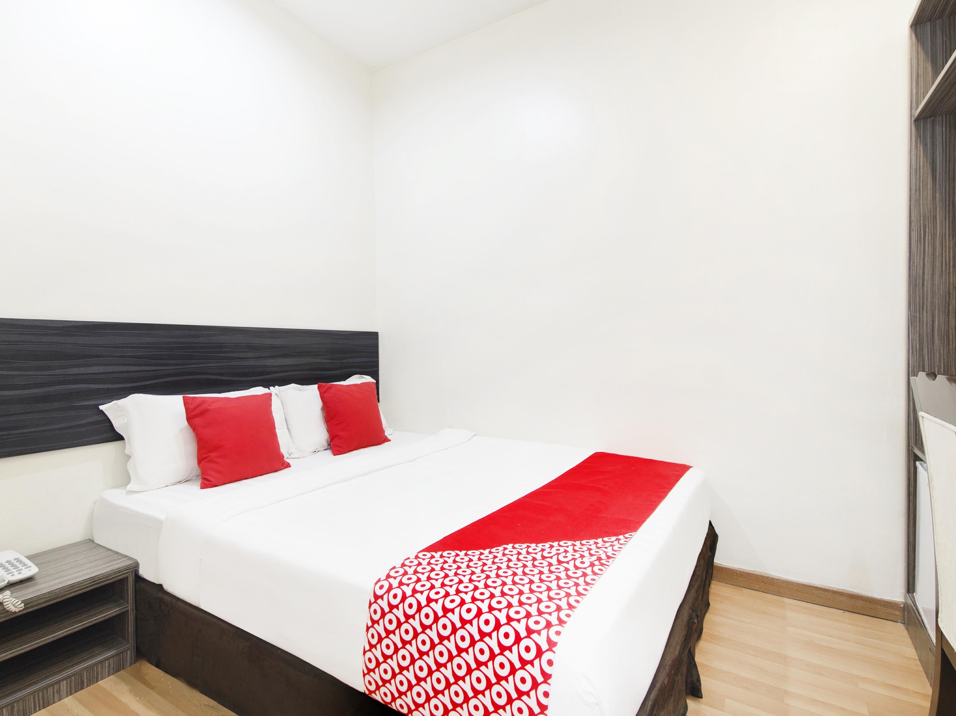 Super Oyo 331 I Boutique Hotel Petaling Jaya Exteriör bild