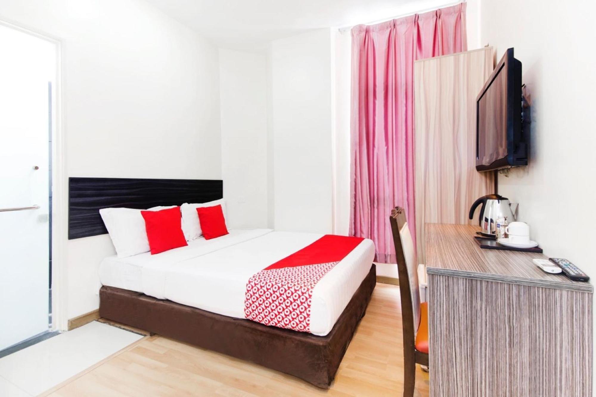Super Oyo 331 I Boutique Hotel Petaling Jaya Exteriör bild