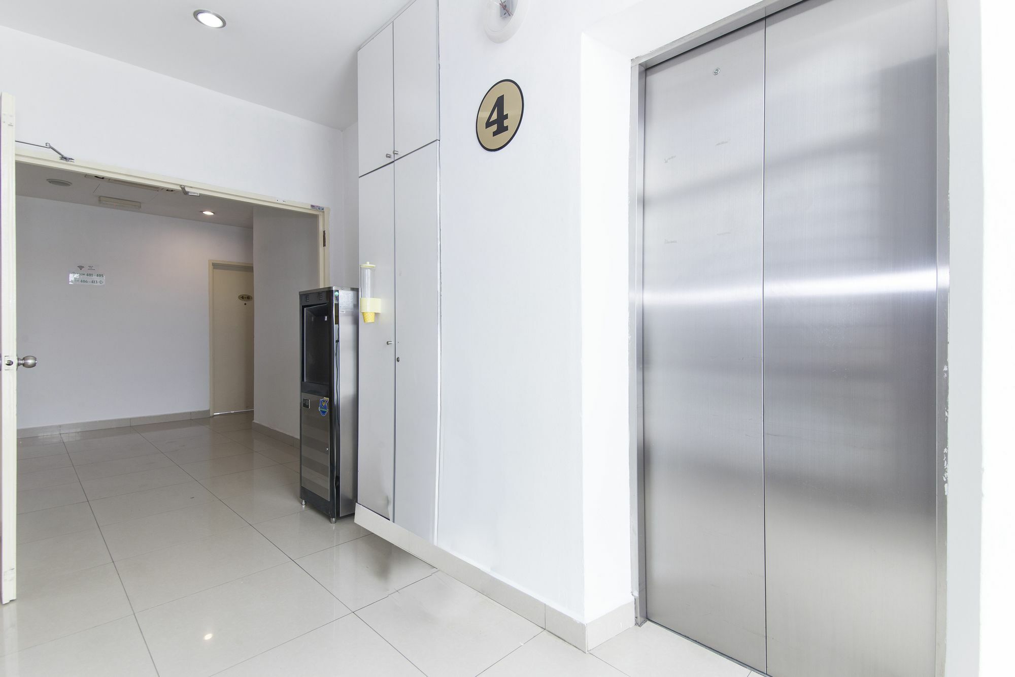 Super Oyo 331 I Boutique Hotel Petaling Jaya Exteriör bild